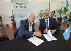 Lee más sobre el artículo Convenio de Colaboración y Asistencia Recíproca entre COMIP y la Dirección de Transporte Fluvial y Puertos de la Provincia de Corrientes